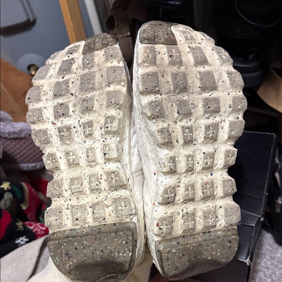 Nike Women's Textured Cream Sneakers - Picture 2 of 4